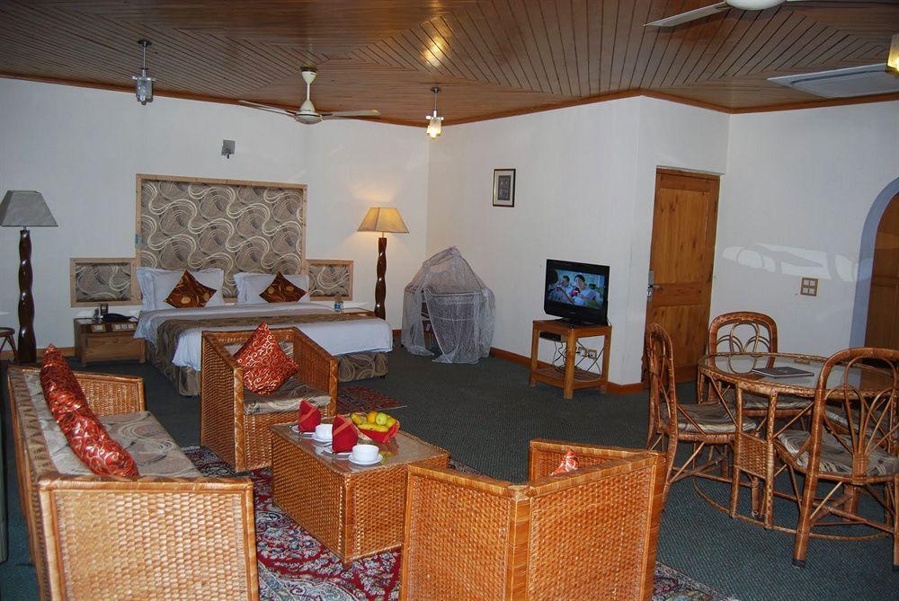 Hotel Heevan Resort Srinagar  Luaran gambar