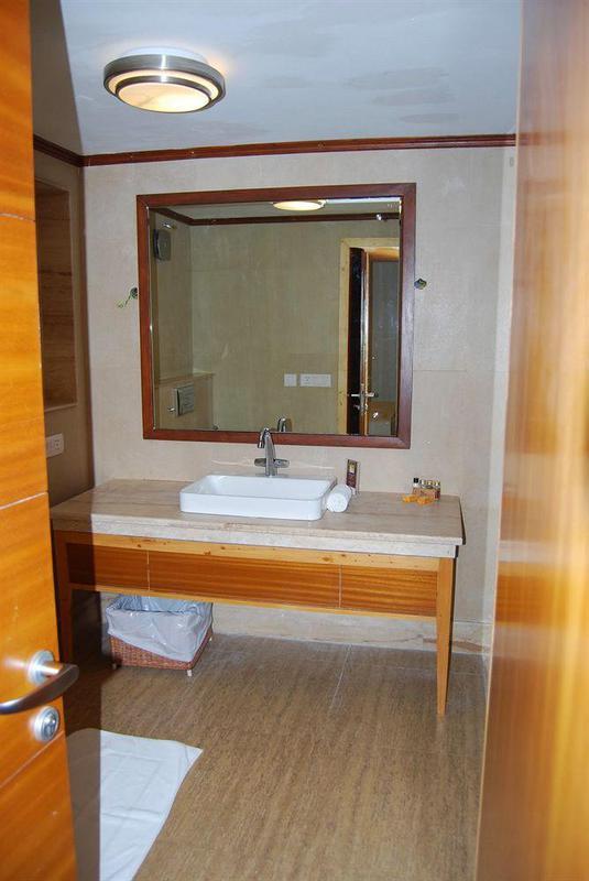 Hotel Heevan Resort Srinagar  Luaran gambar